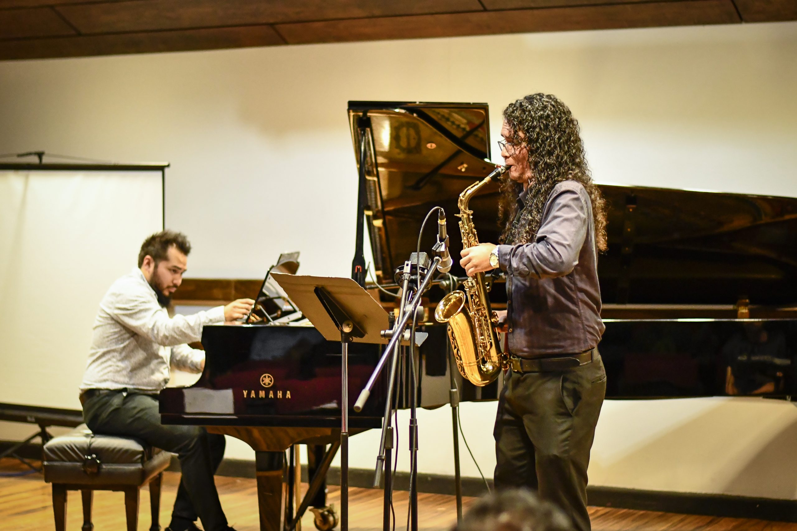 Musician Oskar Molina